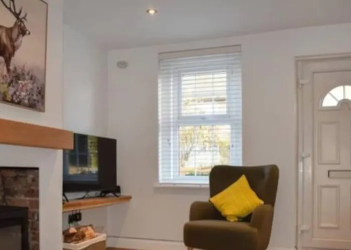 Beautiful Renovated Cottage In Mersham Ashford Kent