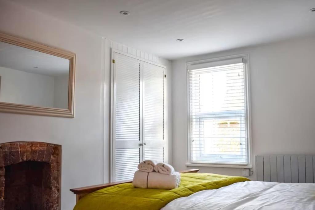 Beautiful Renovated In Ashford Kent Holiday home Mersham